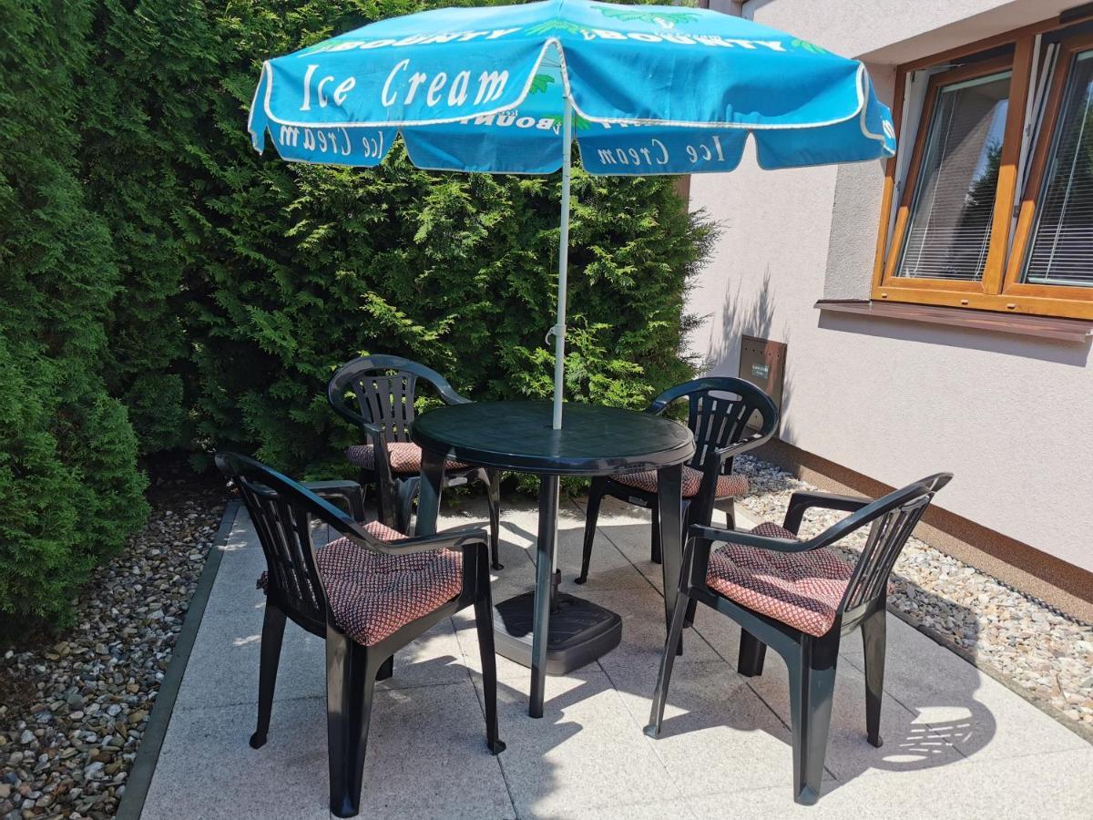 Apartmány Svítkov 79 Pardubice Kültér fotó