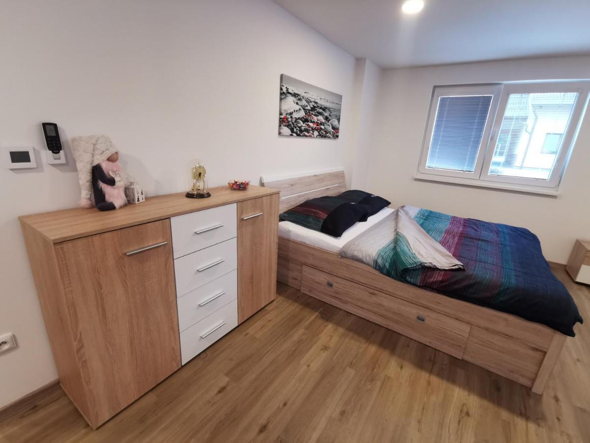 Apartmány Svítkov 79 Pardubice Kültér fotó