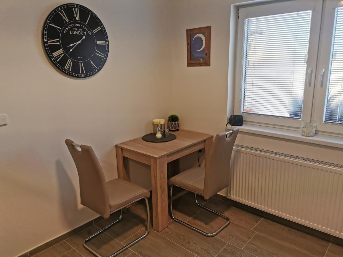 Apartmány Svítkov 79 Pardubice Kültér fotó
