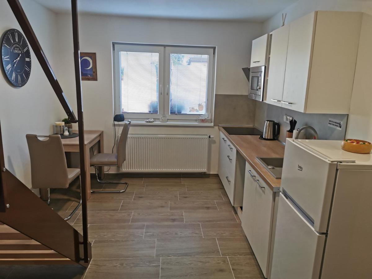 Apartmány Svítkov 79 Pardubice Kültér fotó