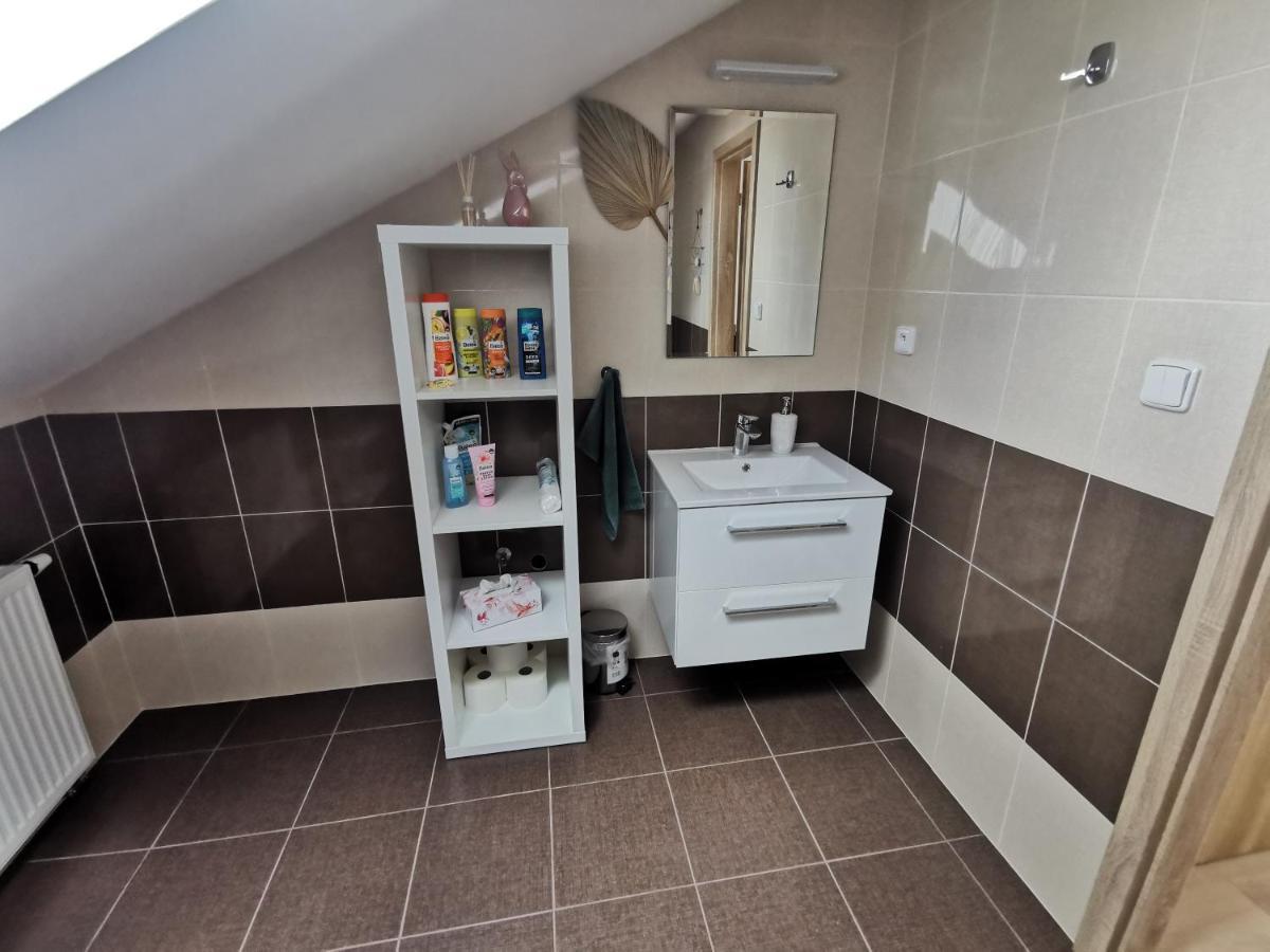 Apartmány Svítkov 79 Pardubice Kültér fotó